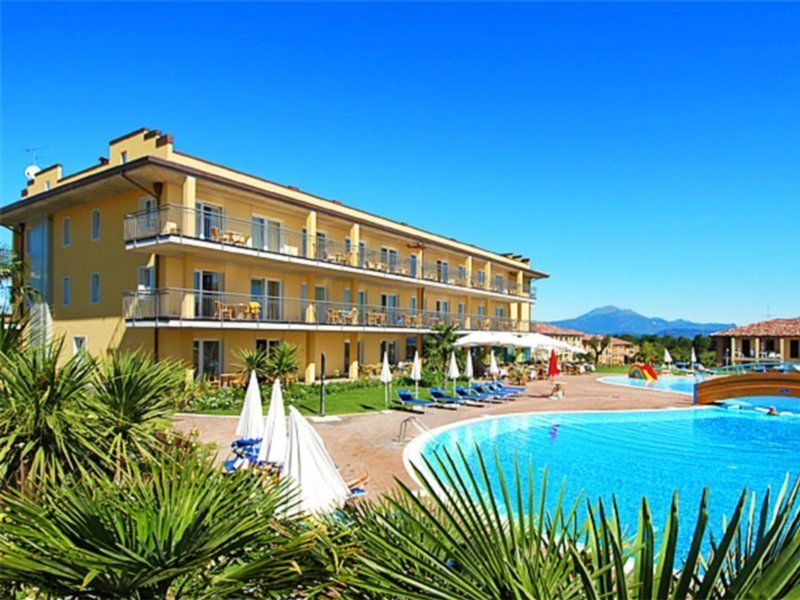 Hotel Bella Italia Peschiera del Garda Dış mekan fotoğraf